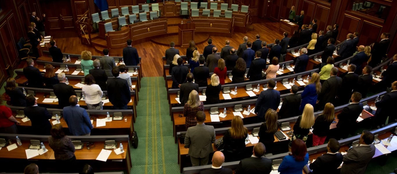 «Πανικός» στο Μαυροβούνιο: Επεισόδια στο κοινοβούλιο - Συνελήφθησαν 18 βουλευτές (βίντεο)